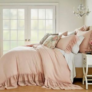 Wamsutta Vouvant Duvet Cover Blush Pink, Full/Queen - Gently Used - RARE